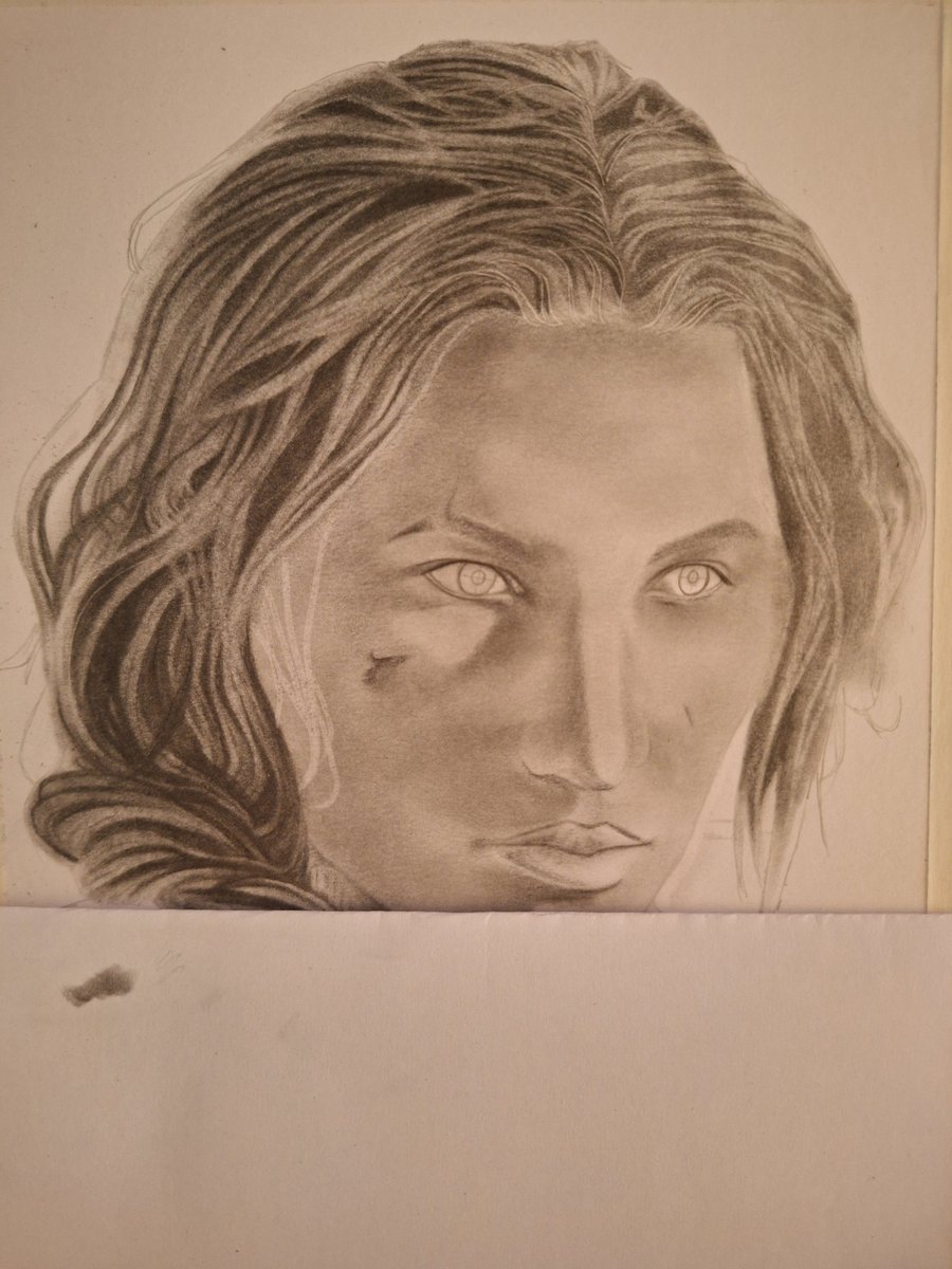 nayrbevoli's tweet image. early stage portrait drawing look so creepy