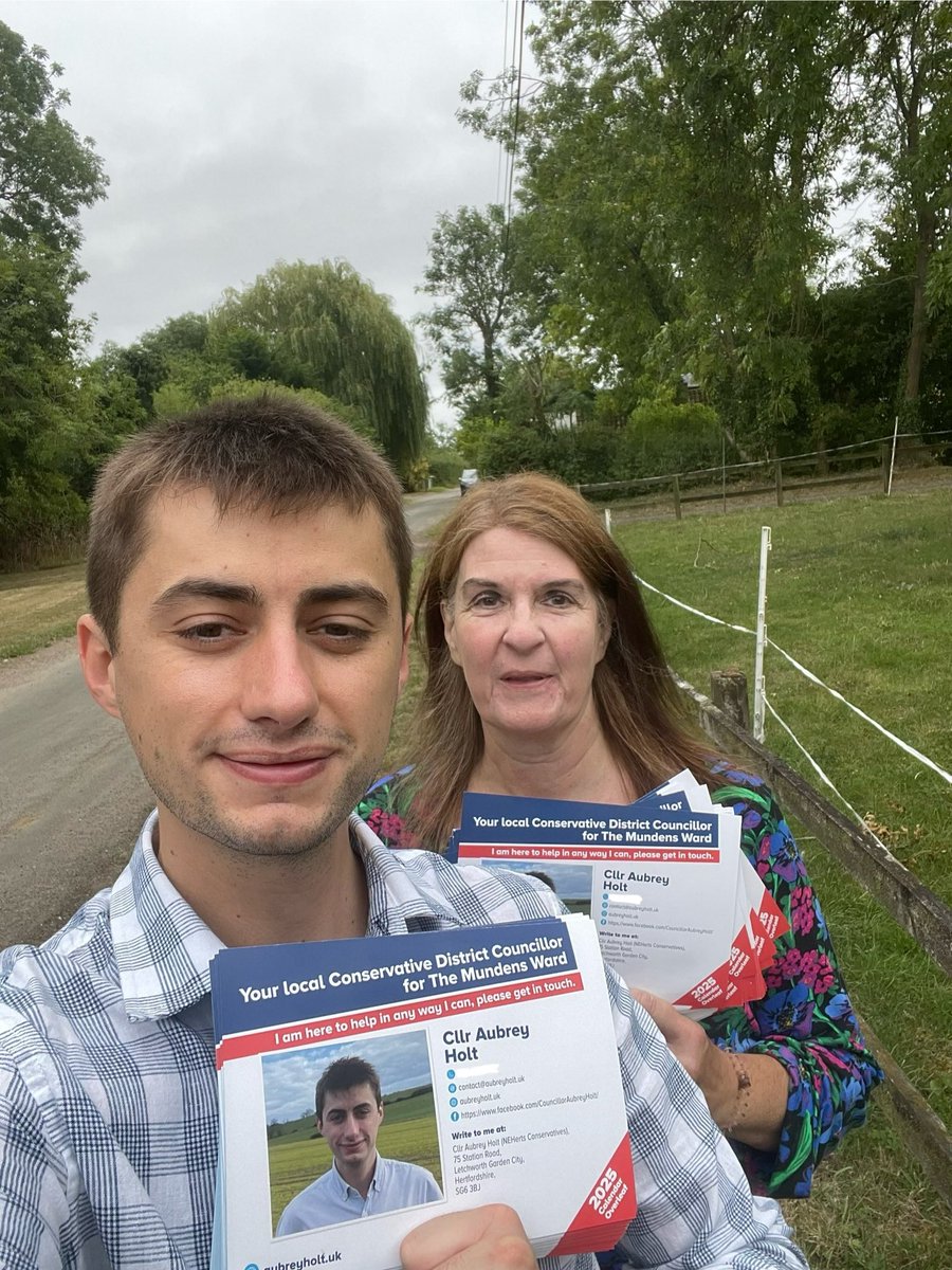 Aubrey Holt (@aubreyholtuk) on Twitter photo A brilliant week speaking to residents across Watton-at-Stone and Wood End, so much support for <a href="/Conservatives/">Conservatives</a> here in North East Herts! A brilliant week speaking to residents across Watton-at-Stone and Wood End, so much support for <a href="/Conservatives/">Conservatives</a> here in North East Herts!