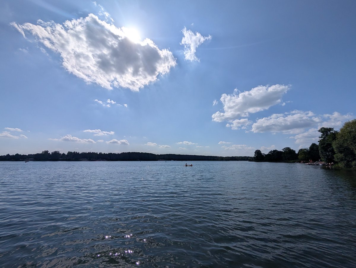 +28 Okolice Płocka. <a href="/MeteoprognozaPL/">meteoprognoza.pl🇵🇱</a> <a href="/IMGWmeteo/">IMGW-PIB METEO POLSKA</a> <a href="/meteo_expert/">Jarosław Turała</a> <a href="/SOB_pl/">Sieć Obserwatorów Burz | Obserwatorzy.info</a> <a href="/NaGraHo/">Na Granicy Horyzontu</a> <a href="/karo_yard/">Karolina 🚴📱🇲🇹</a> <a href="/Fan_Technologii/">Fan Technologii 📱♿</a> @an7008 <a href="/JohnManham/">John Manham</a>