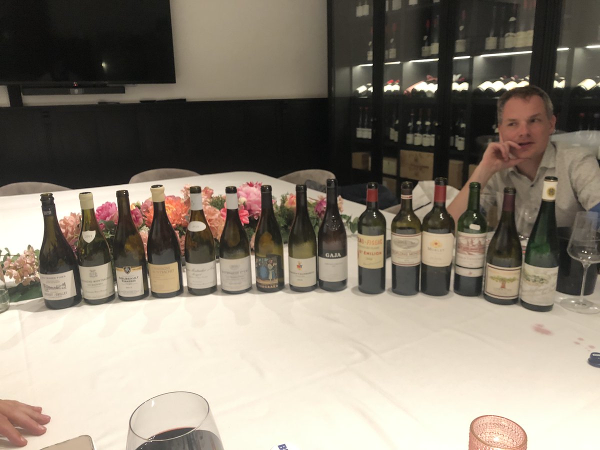 That's not me in the photo, cropping was too difficult.