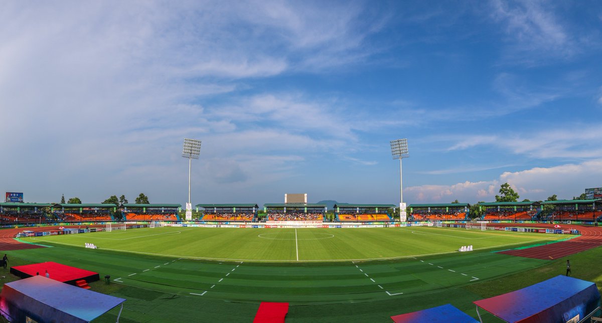 IndSuperLeague's tweet photo. A high-stakes battle awaits! 🔥
@NEUtdFC lock horns with #BodolandFC to fight for a spot in the #DurandCup2025 Semi-Finals! ⚔️
Stay tuned to this 🧵 for all the match updates!
📺 Watch #BDFCNEU live on @SonyLIV & #SonySportsNetwork!
#NorthEastUnitedFC #IndianFootball #134thEditionofIndianOilDurandCup | @thedurandcup