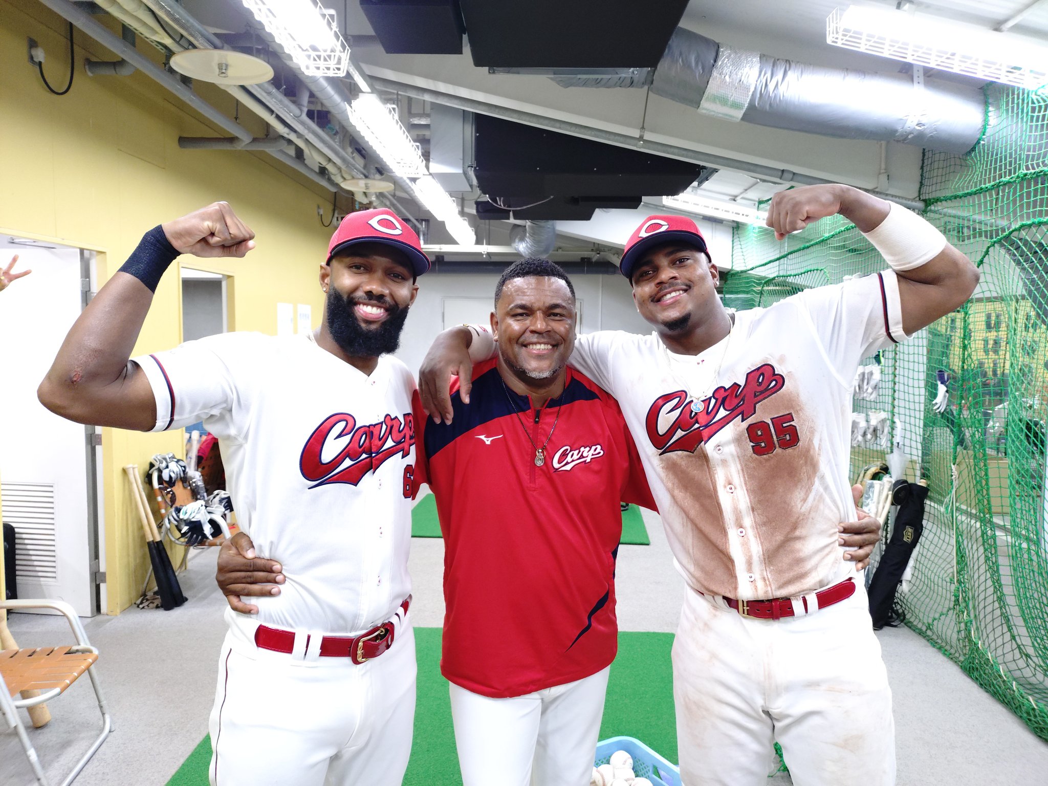 広島カープ　2018年セ・リーグ3連覇記念レプリカユニフォーム　未使用・未開封品 広島カープ 2018年セ・リーグ3連覇記念レプリカユニフォーム 未使用