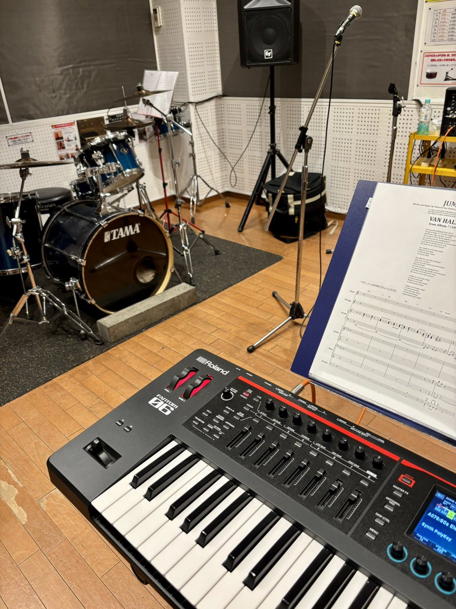 スタジオ練習！
明日はライブ！！