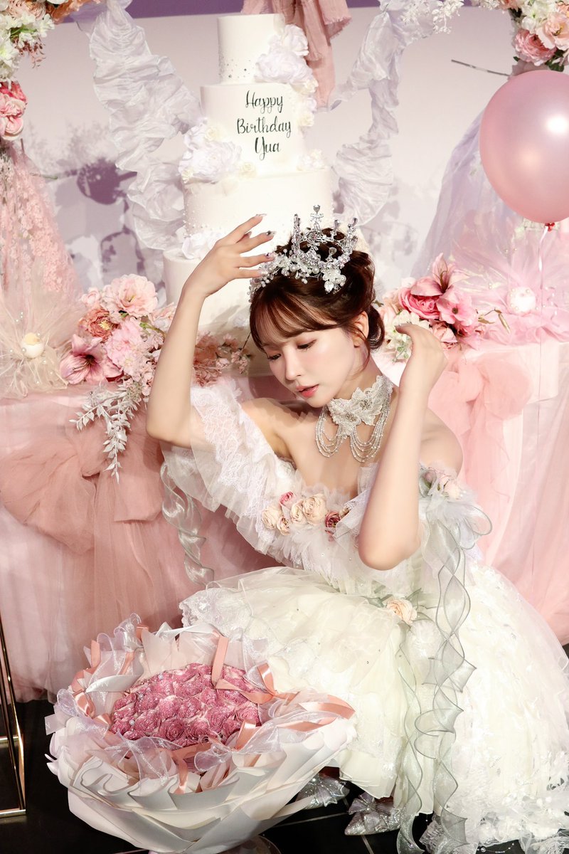 yua_mikami's tweet image. バースデーイベント
ありがとうございました👸🏼💞

#三上悠亜生誕祭　
でたくさんツイートもありがとう🫶🏻
全部読んでます！！