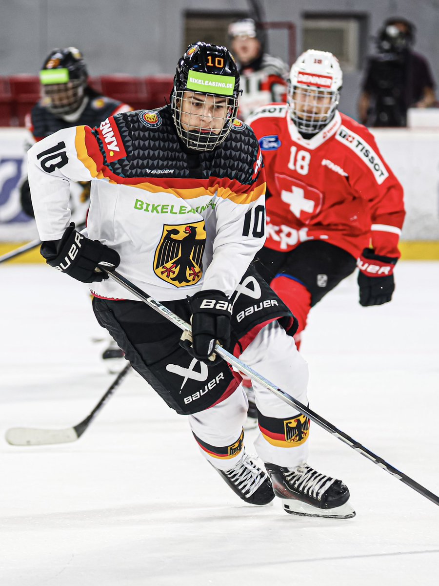 Hlinka Gretzky Cup tweet media