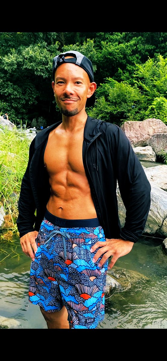 hidecomply ヒデコンプライ tweet media