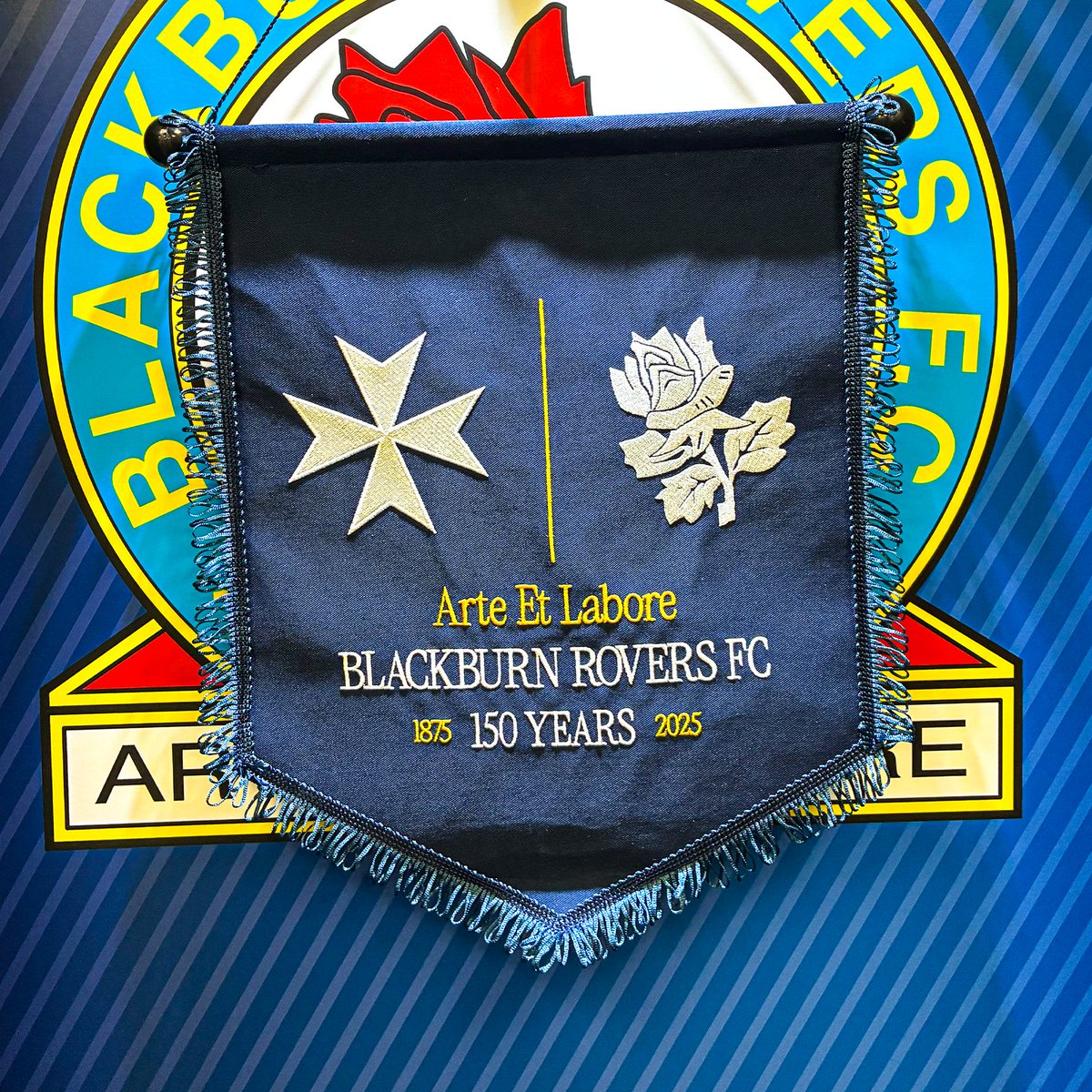 Blackburn Rovers (@rovers) on Twitter photo Ahead of kick-off, we'll be presenting this pennant to our opponents <a href="/BCFC/">Birmingham City FC</a>, who also celebrate their 150th anniversary this year 🤝
#ROVvBIR | #Rovers 🔵⚪️ Ahead of kick-off, we'll be presenting this pennant to our opponents <a href="/BCFC/">Birmingham City FC</a>, who also celebrate their 150th anniversary this year 🤝
#ROVvBIR | #Rovers 🔵⚪️