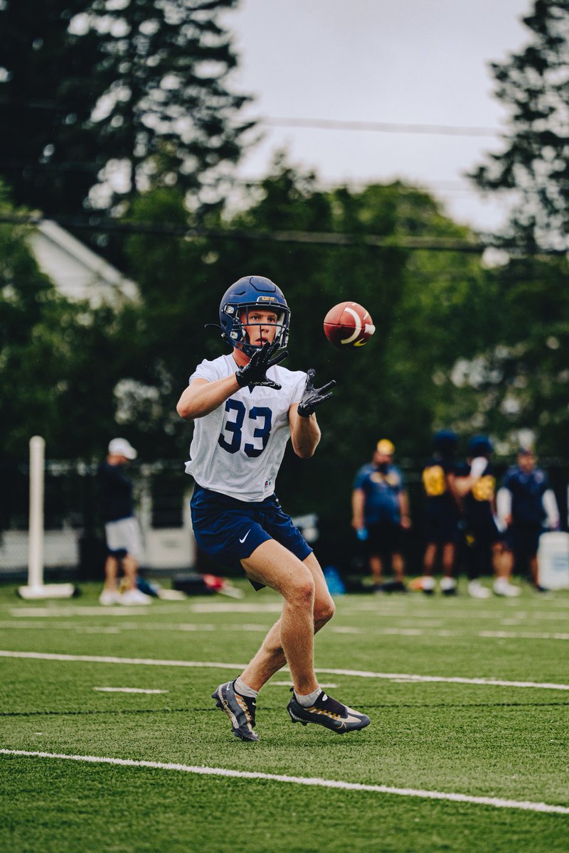 My boys…gearing up for their favorite time of year! Football season!🏈

#7 <a href="/FineskeNicholas/">Nickel Fineske</a> and 

#33 <a href="/andrewfineske/">Andrew fineske</a> 

Let’s go Bears and Let’s go Rockets! 💪🏈💪