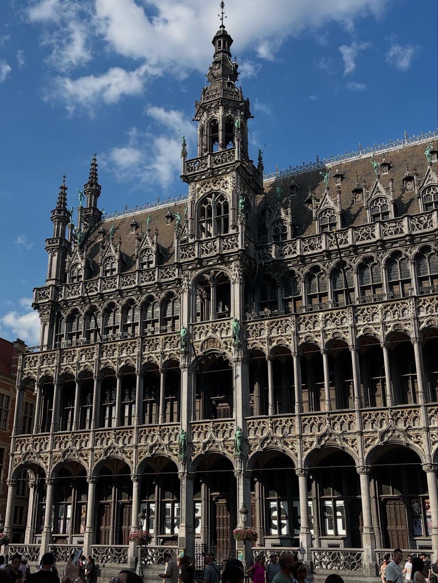 TeamWalking's tweet image. Interrailing across Europe 🚆🇧🇪

Brussels

#interrailing #brussels #belgium