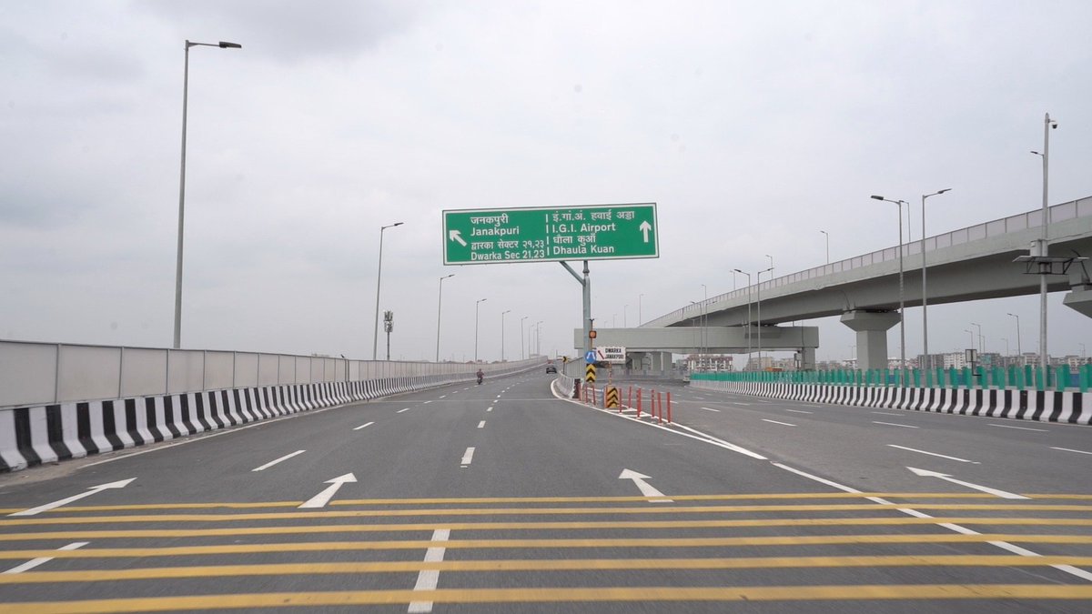 INnews111's tweet image. Kudos to the Modi Govt for the grand inauguration of the Dwarka Expressway &amp;amp; UER-II tomorrow, worth Rs. 11,000 crore! These 10.1 km &amp;amp; 19 km stretches will decongest Delhi-NCR, boost connectivity, and transform travel. 
A testament to #WorldClassInfrastructure &amp;amp; #MakeInIndia…