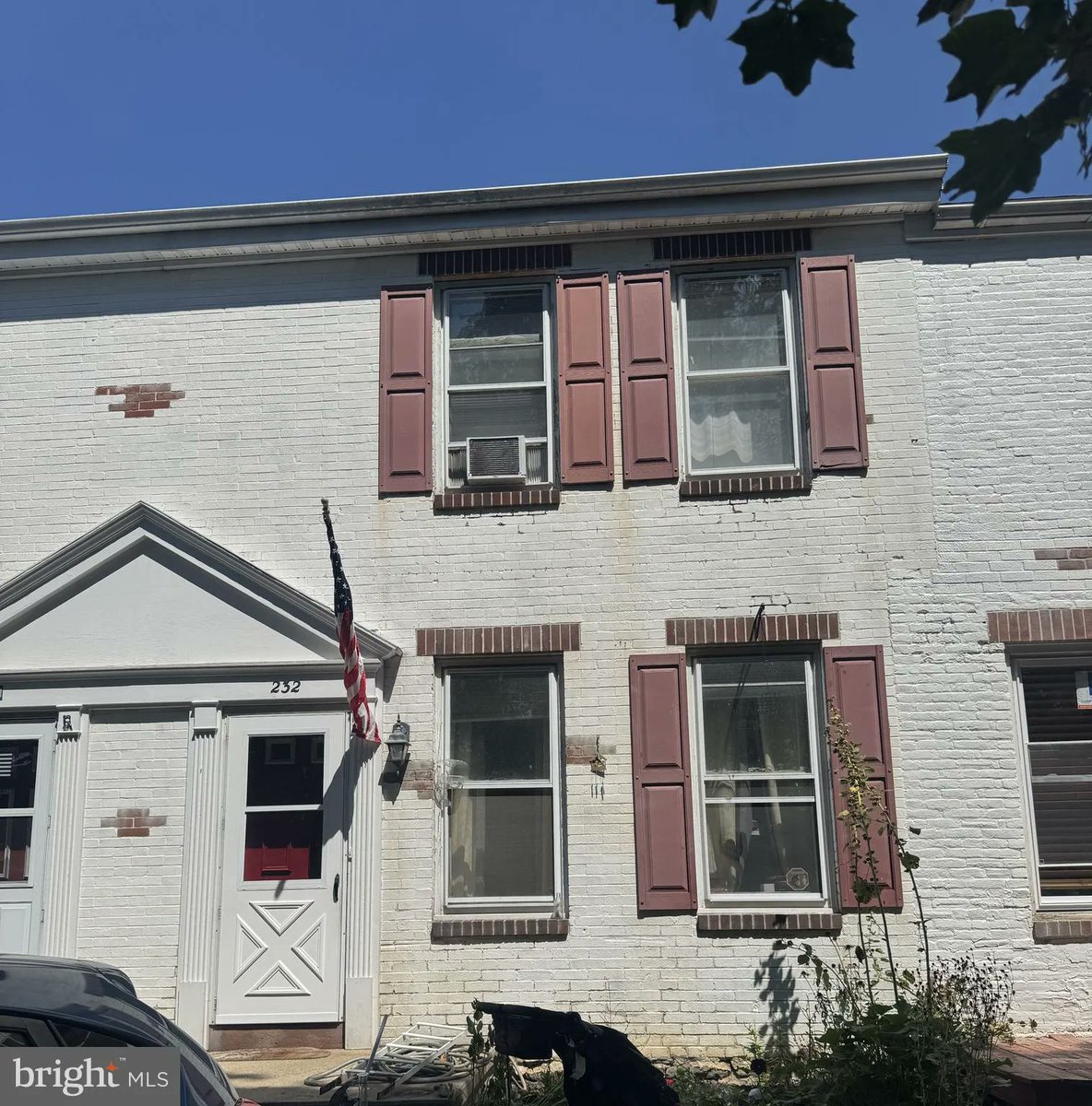 ppfennig's tweet photo. 232 E 2nd Street, Bernville, PA, 19506
3 bed | 1 bath 1344 Sq. Ft.
Active | 1300
https://t.co/HWbdyAj5HC
Affordable townhouse with large front yard and nice size rear yard. Quiet yet convenient location. Current tenants have enjoyed living there for 6 years. Available starting... https://t.co/LqM7yCo5vd