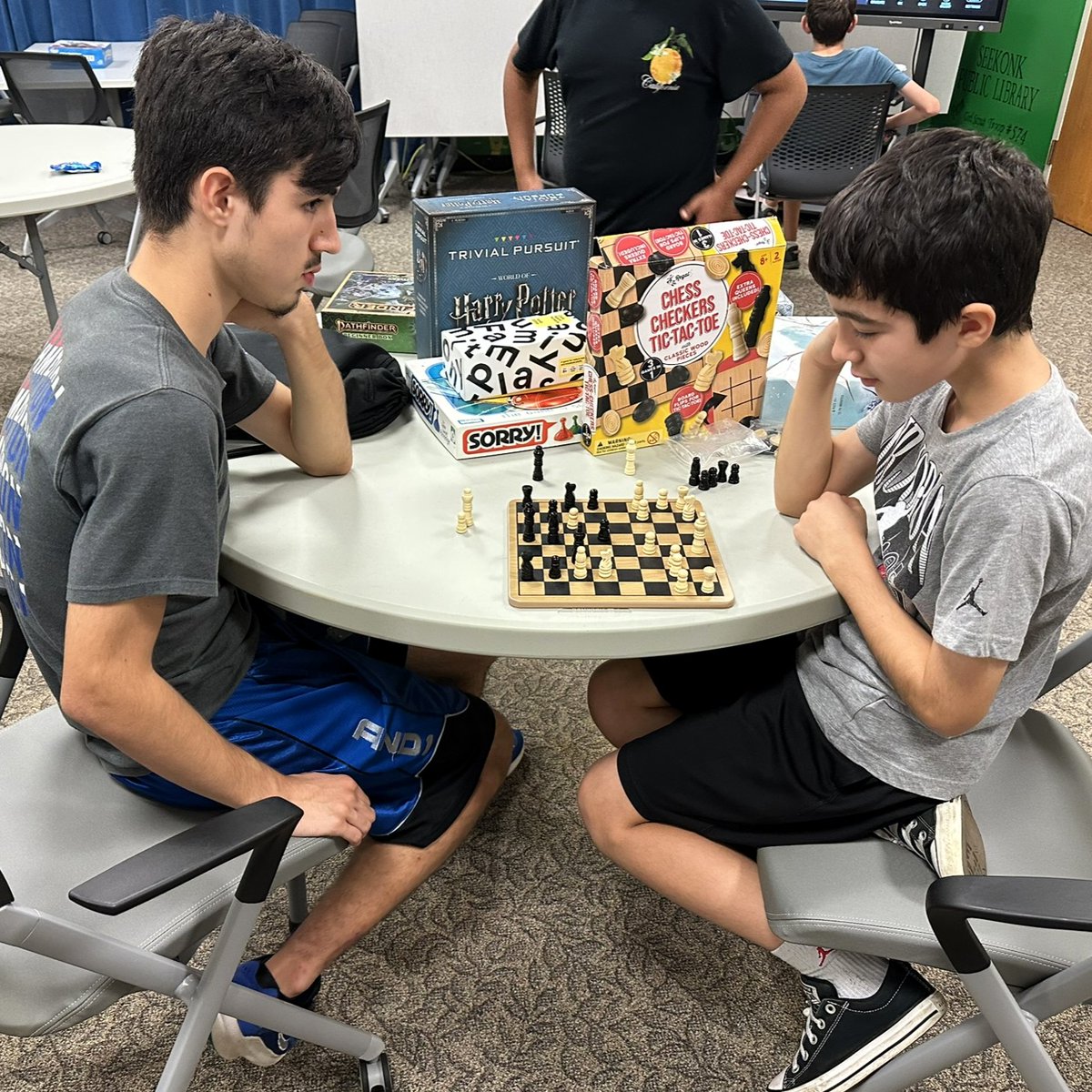 Grateful to all who joined us at the Level Up End of Summer Party for Teens! While summer reading may be over, stay tuned for exciting fall and winter events for teens and tweens ahead! 🍂❄️