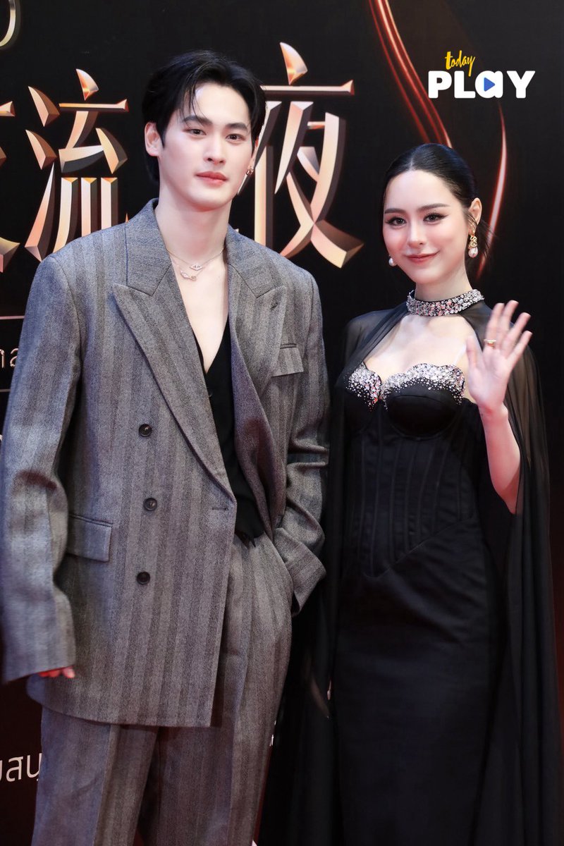✨ออร่า ความสว่าง ส่องแสง ประกาย
คู่กันดิ คู่กันไง วิบๆ วับๆ เป็นแก้วเป็นแสง

KAOPP WEIBO GALA NIGHT 

#WeiboNight2025xKAOPP
#เก้าพีพี #KAOPP