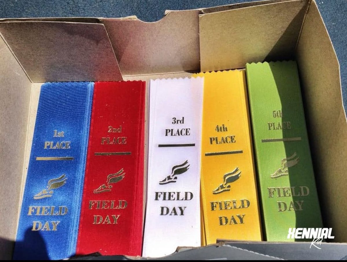 chrispjeter's tweet image. Kids these days will never know how hard we battled for these. #fieldday #middleschool