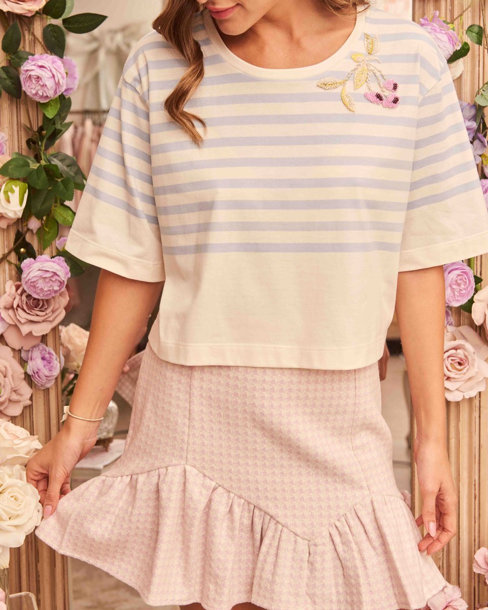 AntesMuertas's tweet photo. ¡Último día 2x1 en Showroom! 👟 HOY es tu última chance para llevarte los diseños más amados de la colección FW25 con 2x1. Te esperamos de 13 a 18.30 hs en Gurruchaga 1060, Timbre *825.⁠
⁠
#AntesMuertas #Fw25 #Storyteller #ShowroomPalermo #2x1 #ShoppingTime #SaleIsOn https://t.co/UkIxE69uYC