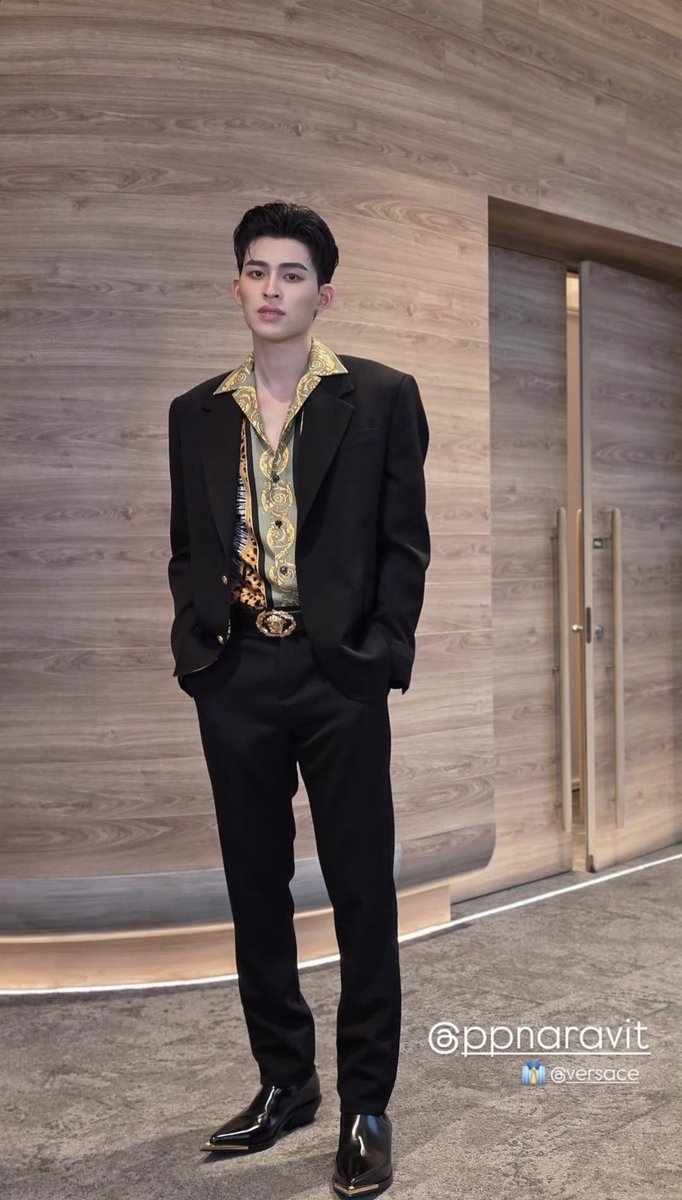 kungjung98522's tweet photo. ปอนด์ กับ versace มันเหมาะสมมากค่ะ

PONDPHUWIN WEIBO CULTURAL

#WeiboGala2025xPondPhuwin
#ppnaravit 
#vesace https://t.co/8Btbg2swTQ