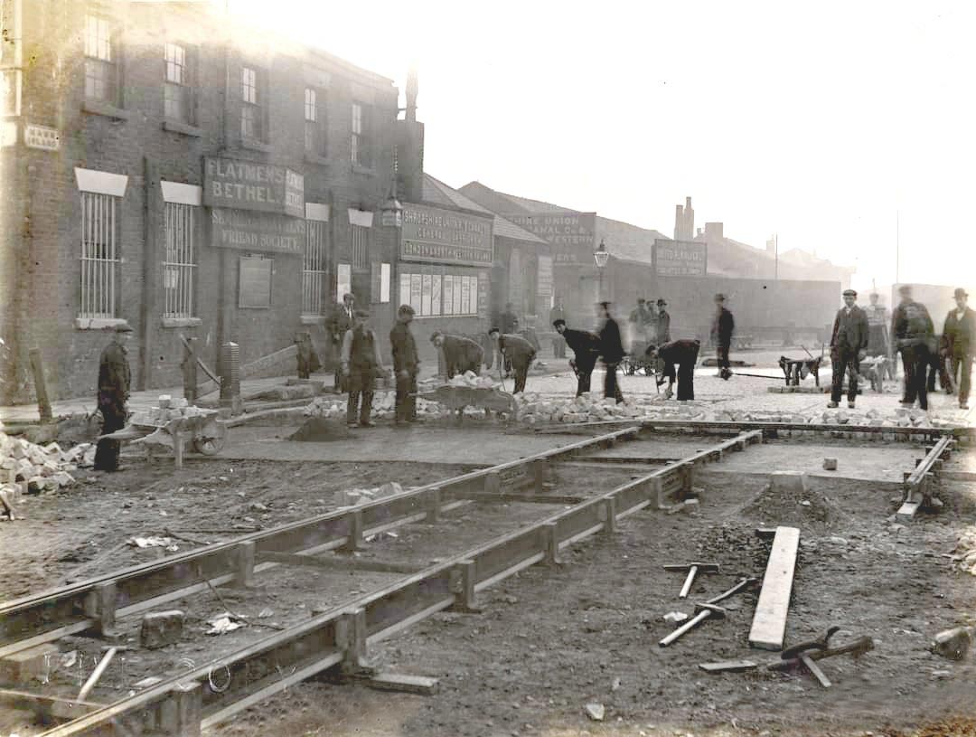 #Liverpool OTD - 1897: New refreshment rooms opened at the Flatmens Bethel, Mann Island