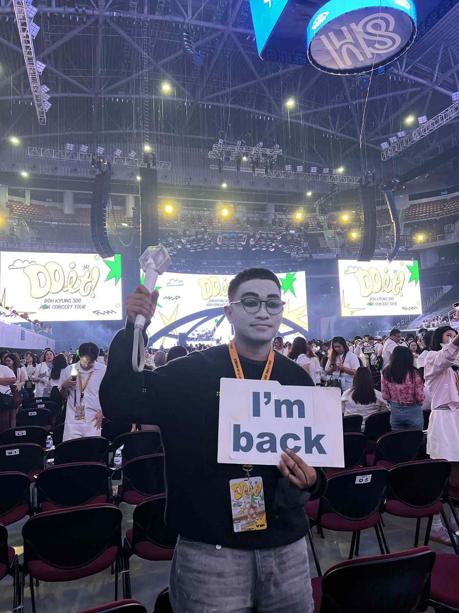 engineercaloy_'s tweet photo. Thank you Kyungsoooo! Nabuhayan ang katawang lupa ko. Mahal kita palagi!
#DoItManila #Kyungsoo @companysoosoo_ #weareoneEXO @weareoneEXO https://t.co/hpXV4OBK6i