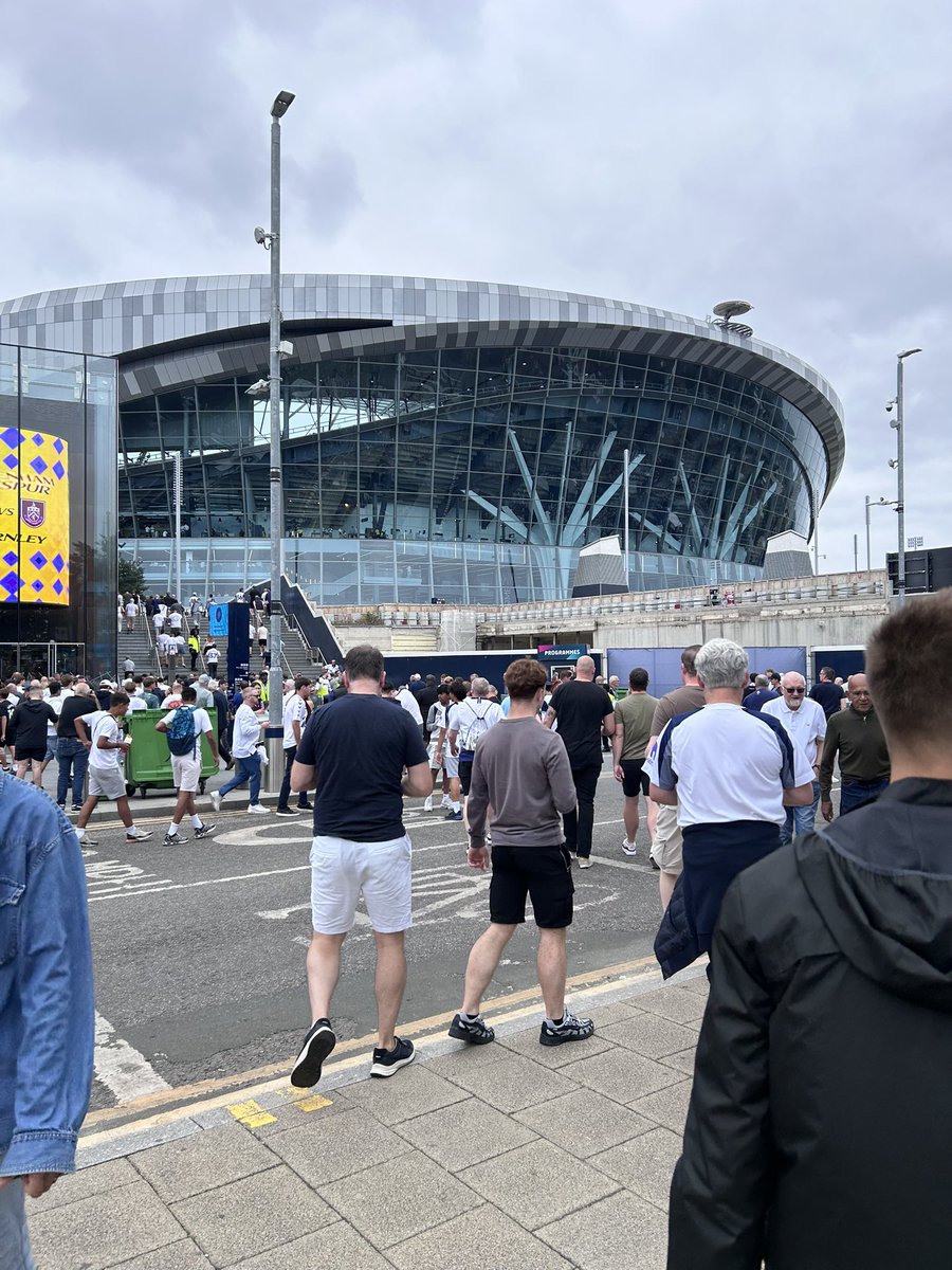 ChrisSaunders83's tweet photo. #COYS https://t.co/993b7HzRm4