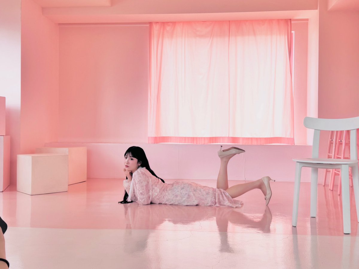 本日発売の #EX大衆 9月号 ♡ ≠MEの新連載ページにて登場ですっ