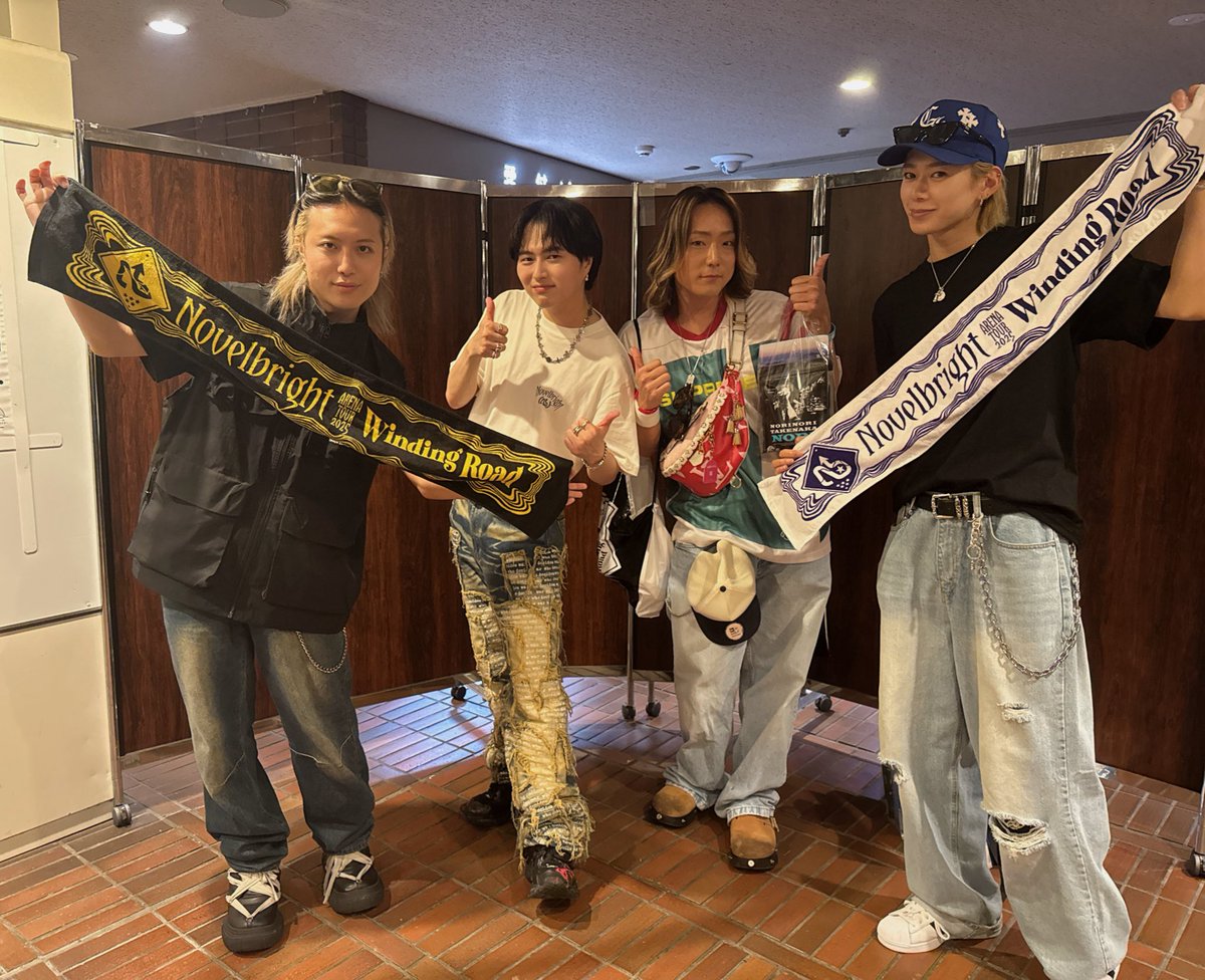 AGEのメンバーと 遊びに行って来ました🫶🏼 初めてのLIVE参戦でも 最高