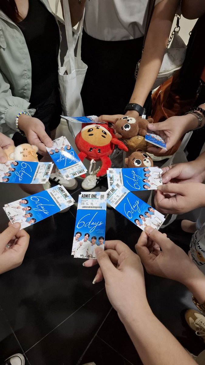 Salamat kaayo, Davao My Days! 🍀

We had a great time watching #6DaysMovie with you. 

To more years with our superband~ 🫶

<a href="/WalkWithPil/">#6Days in 🇵🇭 | THE DECADE 🍀🔟</a> 

#StillWithDAY6 
#6DaysOfMusicAndWonder