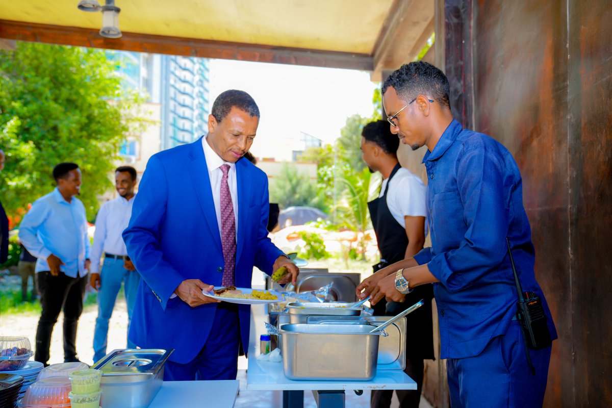 ✅ Launch Agriculture Sector Coordination
✅ Introduce a new model for project design and implementation
✅ Strengthen institutional capacity for agricultural service delivery
H.E. <a href="/Hon_Maareeye/">Mohamed A. Hayir (Maareeye)</a> expressed sincere appreciation to the WFP Somalia team, led by Mr. Elkhidir Daloum