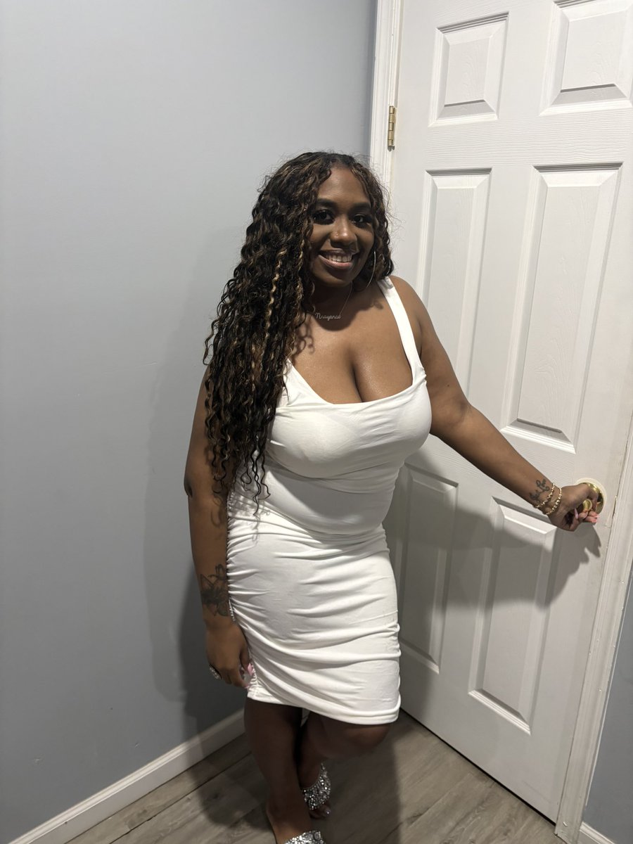 𝐍𝐧𝐚𝐭é 𝐢𝐬 𝐝𝐫𝐚𝐟𝐭𝐢𝐧𝐠. 💕👩🏾‍💻. tweet media