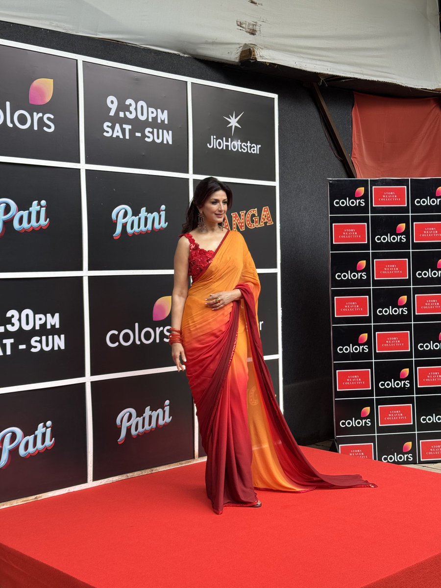 iamsonalibendre's tweet photo. It’s been 3 weeks of hosting Pati Patni Aur Panga and what a fun ride it has been so far! Loving every bit of the madness.

Watch new episode of #PatiPatniAurPanga at 9:30 pm every Saturday and Sunday on @ColorsTV &amp; @JioHotstar https://t.co/En6gAEw607
