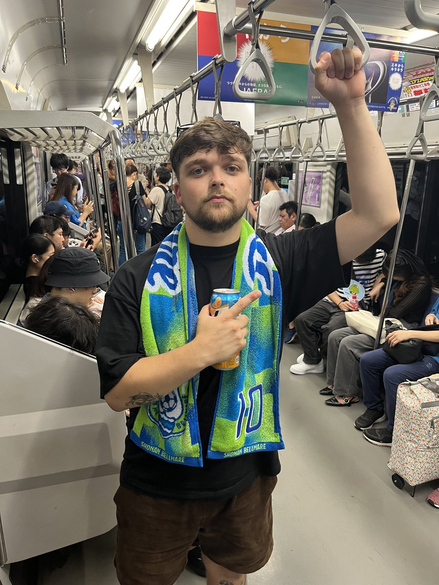 JunaidMike's tweet photo. @fctokyoofficial hate to see us (@bellmare_staff) coming…
Difference between boys and men

Let’s go shonan💚💚 https://t.co/YDPIiklwND