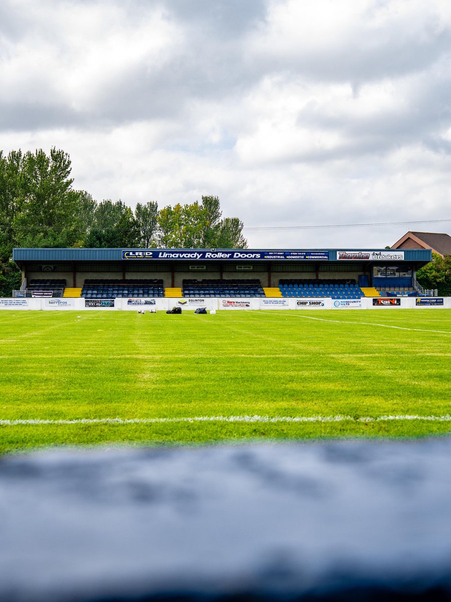 OfficialNIFL's tweet photo. Stunning day for a game.

📍 Limavady Showgrounds 

#PlayrFitChamp https://t.co/F5pmFH7XiA