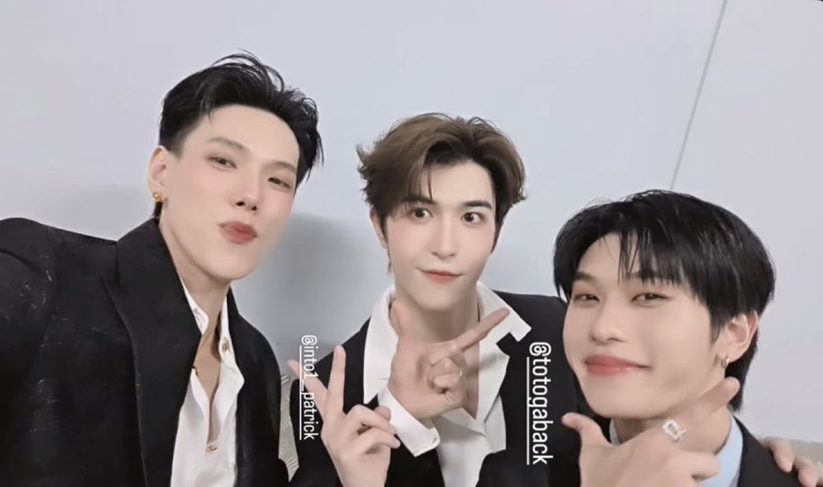 คุณ MC เก่งมากกก

Patrick Weibo Cultural Night
#WeiboGALA2025xPatrick
#แพทริค #PatrickFinkler #尹浩宇 
#WeiboGala2025
#WeiboCulturalExchangeNight2025