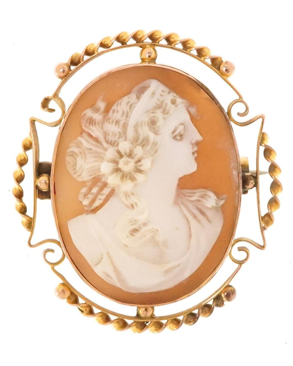 eastbourneauct's tweet photo. Mark your calendar for the Antiques, Collectables, and Jewellery Sale on 2nd Sept at 930am!
Lot No 3013 is a 19th century cameo shell brooch with 9ct gold mount.
Here’s our sale catalogue: https://t.co/54xWS9KHtG
#eastbourneauctions #19thcenturycameo #shellbrooch https://t.co/kPhTL6YLKl