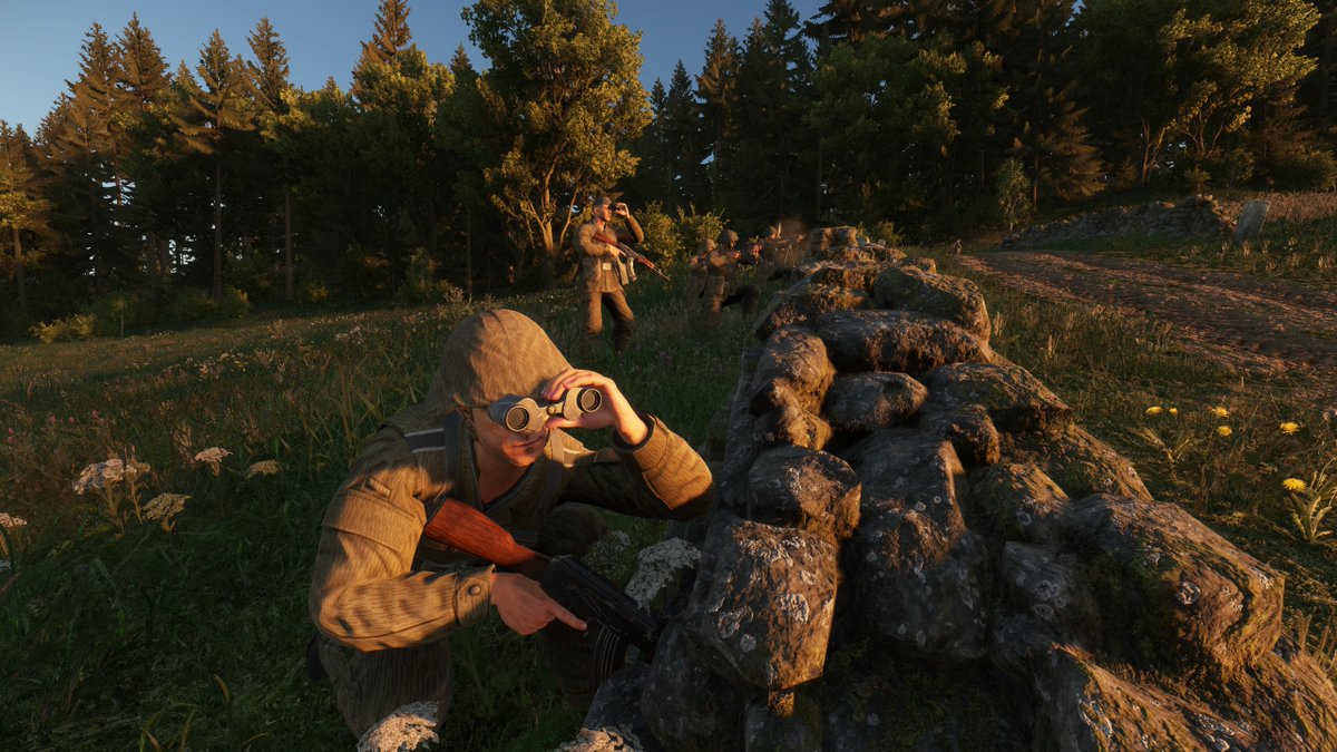 West Germany 🇩🇪, 1984 - a squad leader of the East German NVA observes soldiers of a 🇬🇧 Light Rifle company while his group engages them.
#ArmaReforger @ discord.globalconflicts.net