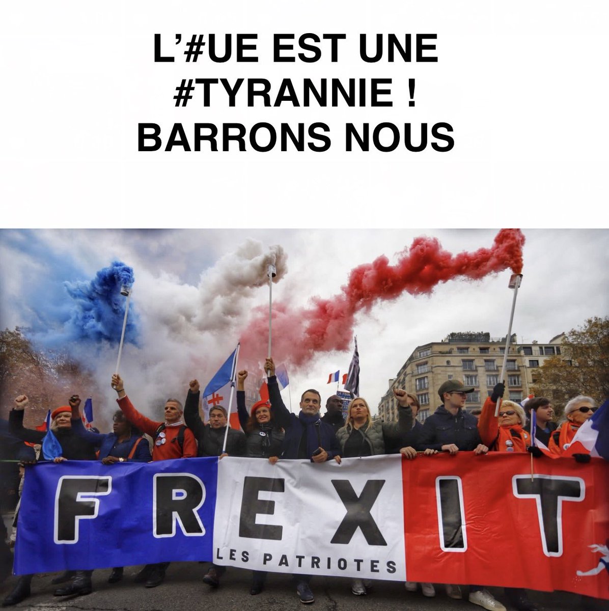 vetopatriote's tweet photo. Quand JP #Tanguy RN déclare à l’Assemblée:
«À quoi sert il de voter?Vous mentez aux Français quand vous dites que le parlement est encore souverain sur la politique européenne»
Virginie #Joron eurodéputée RN dans un tweet voulait elle uneEurope souveraine!
Où est la #cohérence? https://t.co/wGz3CGJJLT