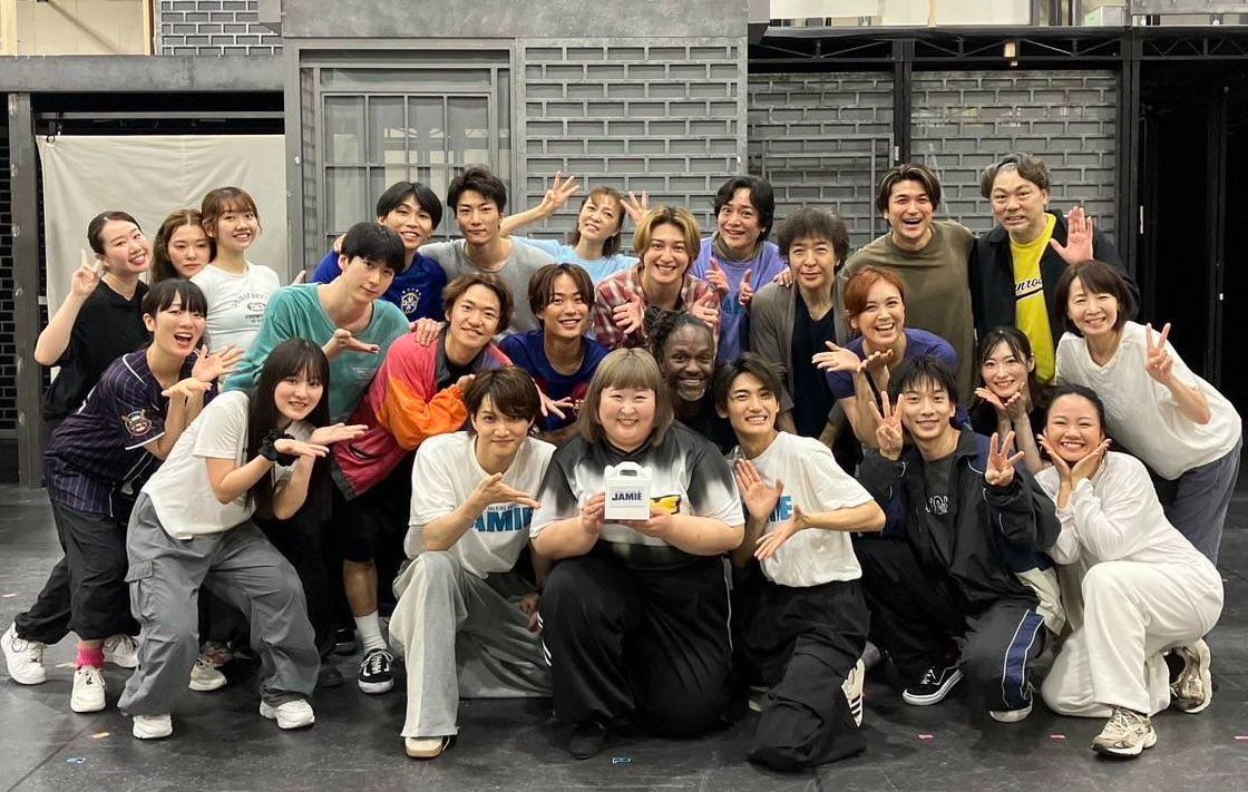 SNOWATWING2358's tweet photo. 今も2021年ジェイミーをずっと観てて
音楽も映画のジェイミーずっと聴いてて...
2025年のジェイミーも観れるようになるといいなぁ
観れると...いいな~~~🥹(切実)
音楽も配信化してくれたら...いいな~~~(切実)
#ジェイミーミュージカル #GoJamie https://t.co/apc9Wnh1MN