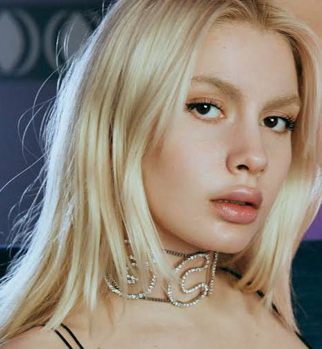 Aleyna Tilki'nin "Uzay" şarkısı Youtube'da 4 günde sadece 30 bin görüntüleme aldı.