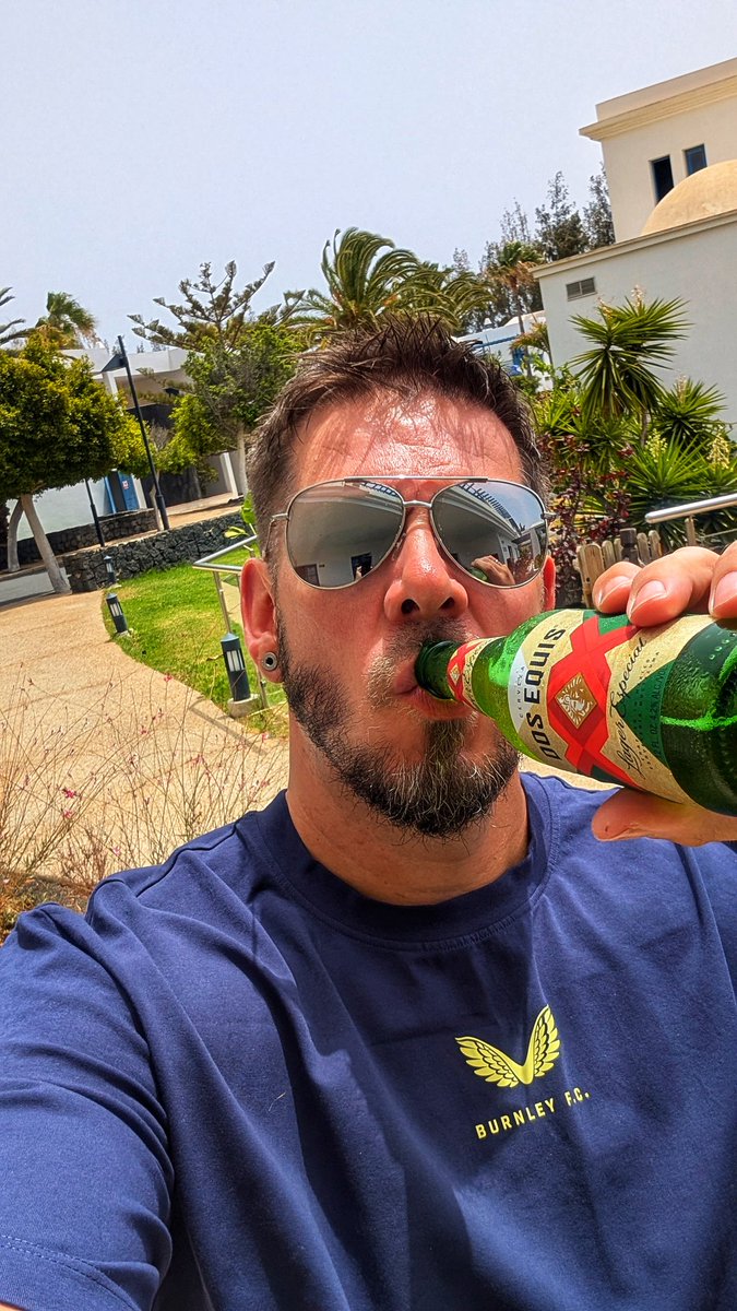 UTC 💜🩵 from sunny Lanzarote! 

#twitterclarets