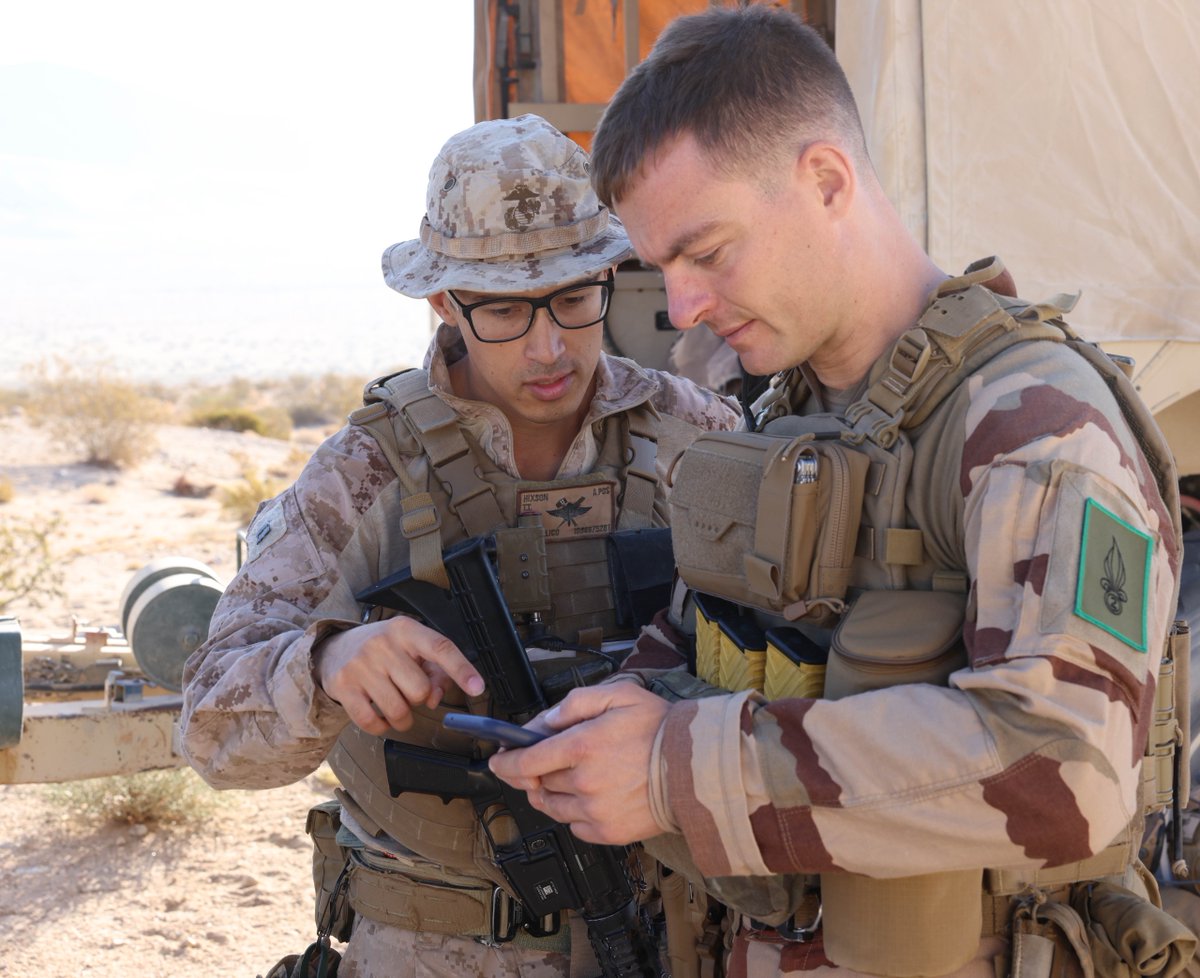 2eEtranger's tweet photo. 🐍 Phase 1 : Exercice Rattlesnake
Entraînement intensif en combat urbain au niveau groupe. #Rattlesnake #CombatUrbain #USMarines #Anglico #4eCie https://t.co/mGnToIgsee