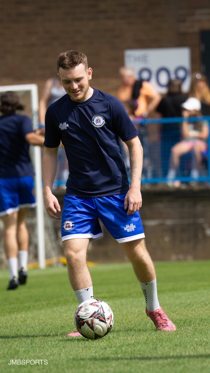 All smiles at the bowerfold ☀️ 💙🫶🏻

<a href="/StalyCelticFC/">Stalybridge Celtic</a>