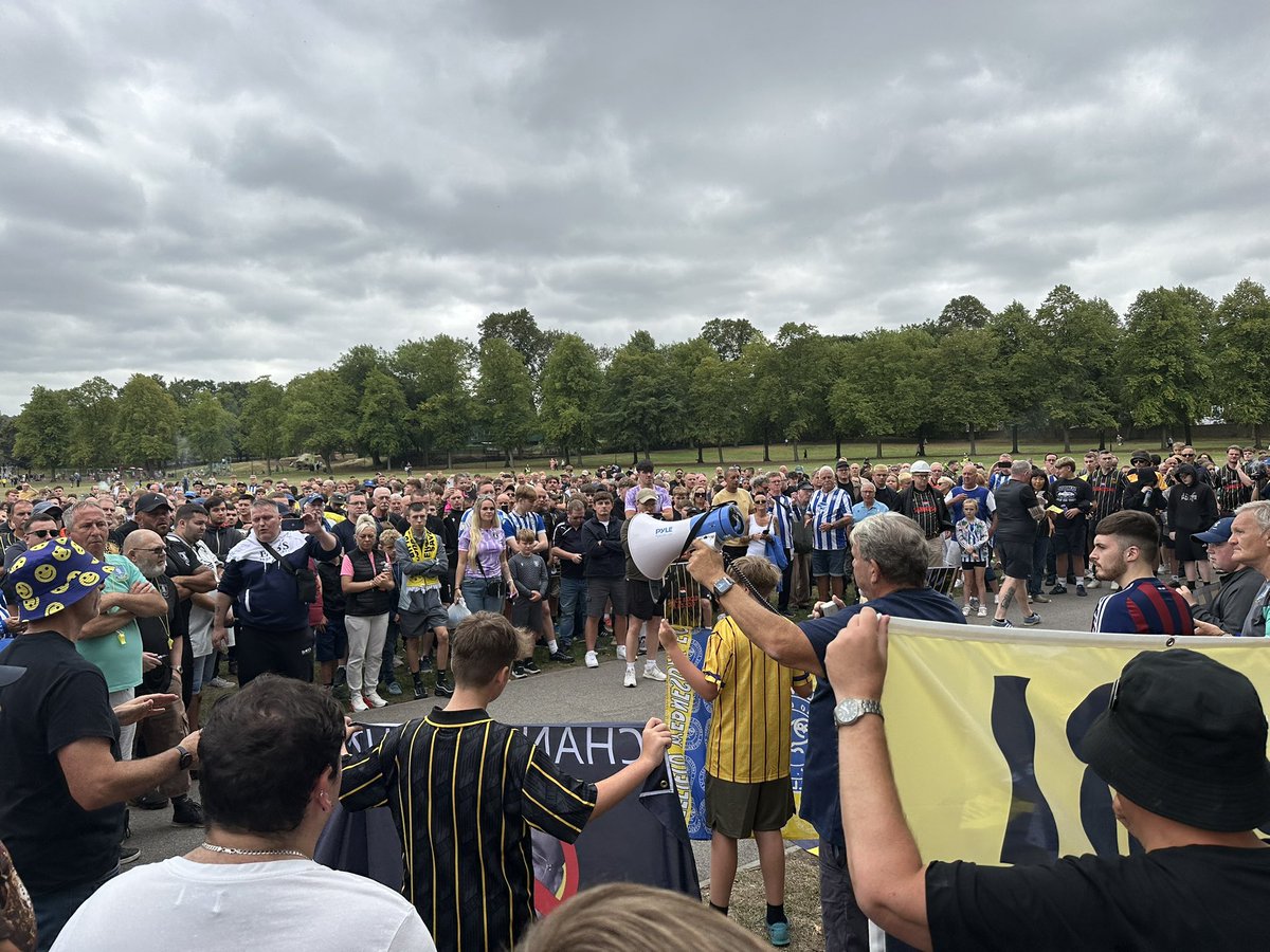Sheffield Wednesday fans put up a banner saying “Enough is Enough” directly across the road from Hillsborough stadium #SWFC