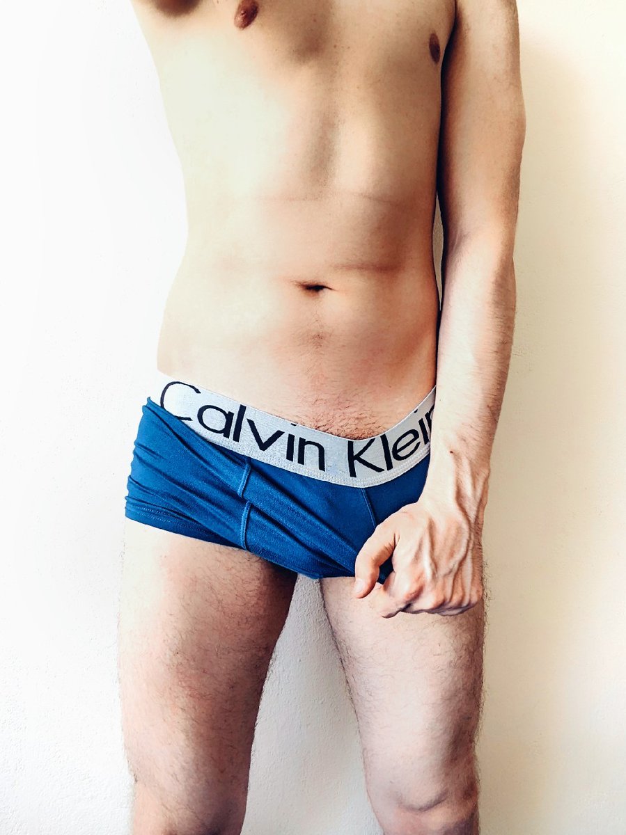 SmellMyDi's tweet photo. Oferuję majtki noszone z dodatkami takimi jak lubisz💦
Kliknij⬇️
https://t.co/4rEYkllZob

#gej #gay #gejpolska #polishgay #polskigej #kutas #chuj #cock #jaja #dick #sperma #stopy #fetyszstóp #feet #feetfetish #socks #socksfetish #gayfeet #gaysocks https://t.co/XwRWphzNTC