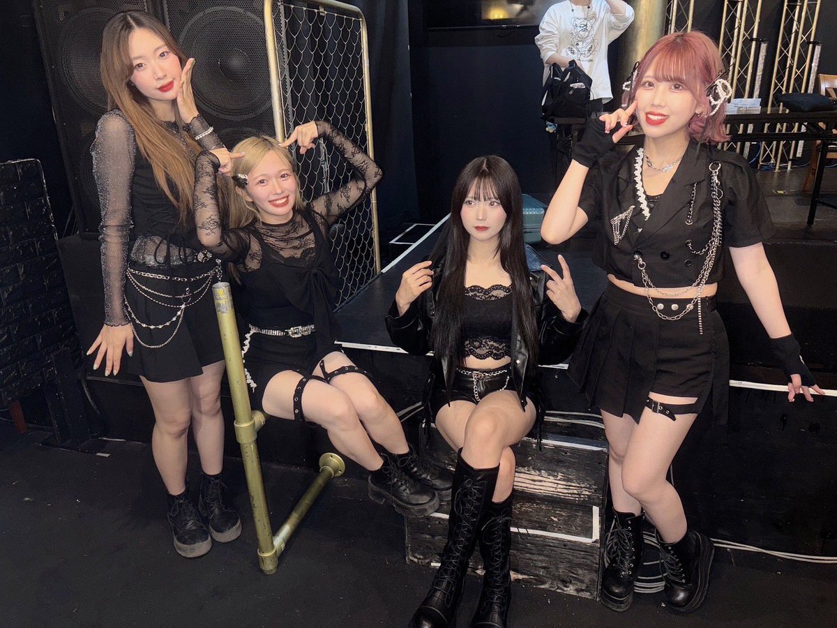 モモちゃん ピンクと水色の組み合わせ 大好き☺️💓 桃の花もきれいだったな