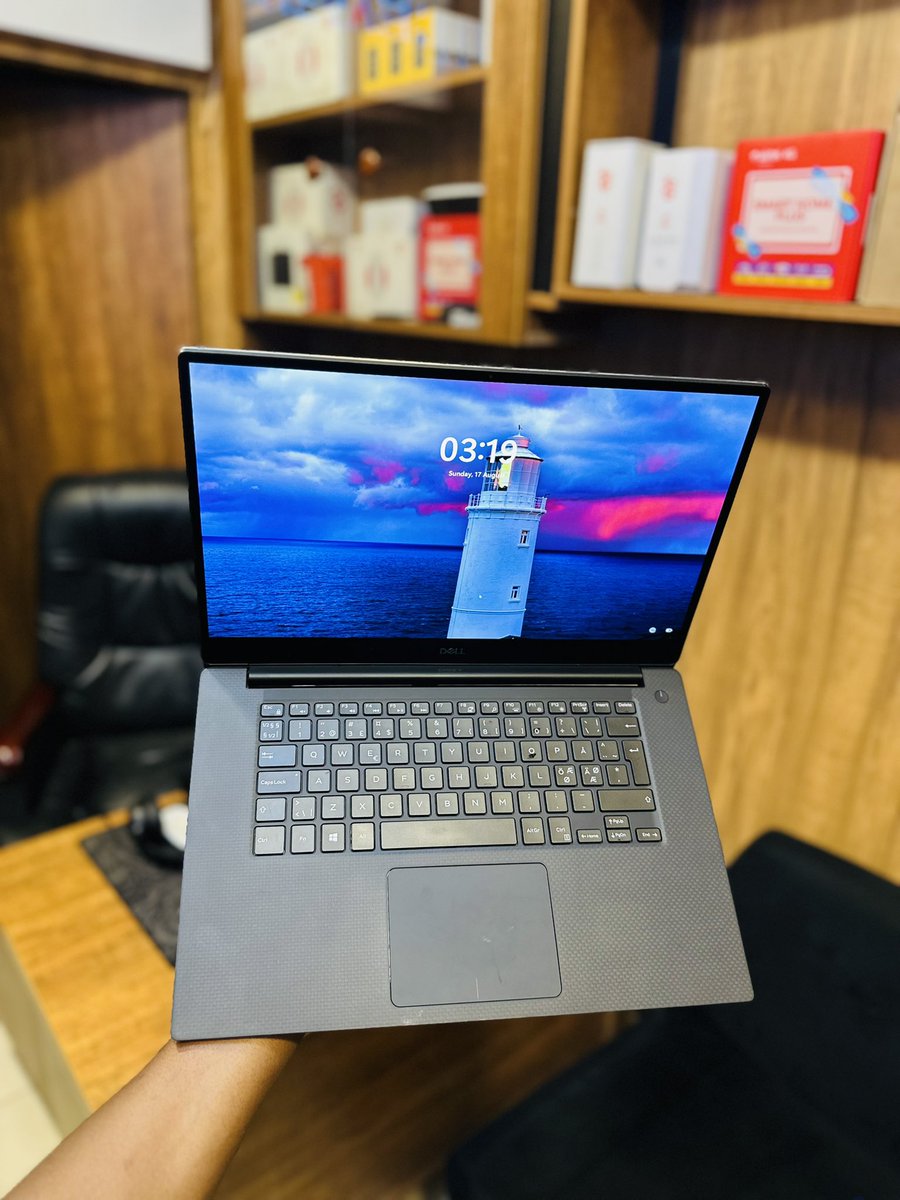 FortuneDeDevel2's tweet photo. Today’s deal 

Dell Precision 5540 Intel Core i7 9th Gen 16GB RAM 512GB SSD 15.6 Inches 4K Display + 4GB GDDR5 NVIDIA Quadro T1000 Graphics

Available at 2,600,000 Ugx 

WhatsApp:0782409375/0756564738 https://t.co/8JpURs6Qao