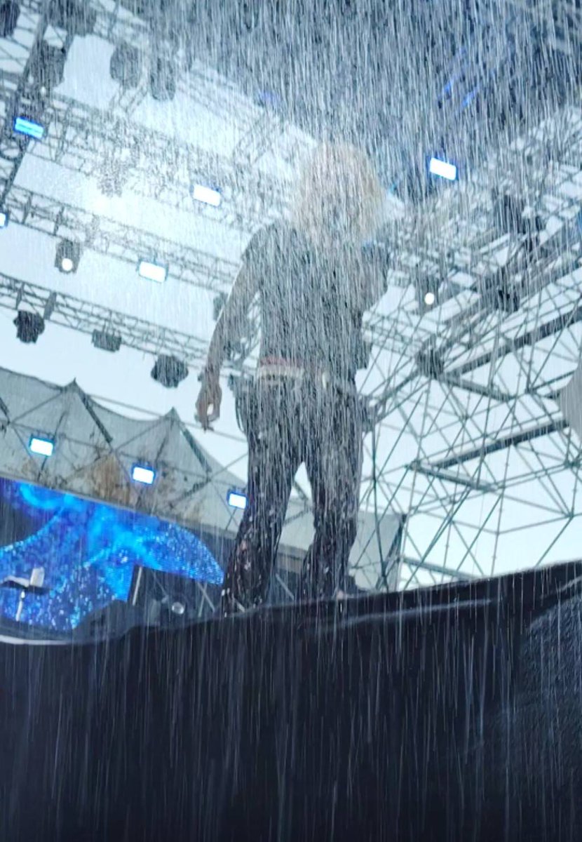 どしゃ降りの雨(ウォーターキャノン)すごかったイムニダ