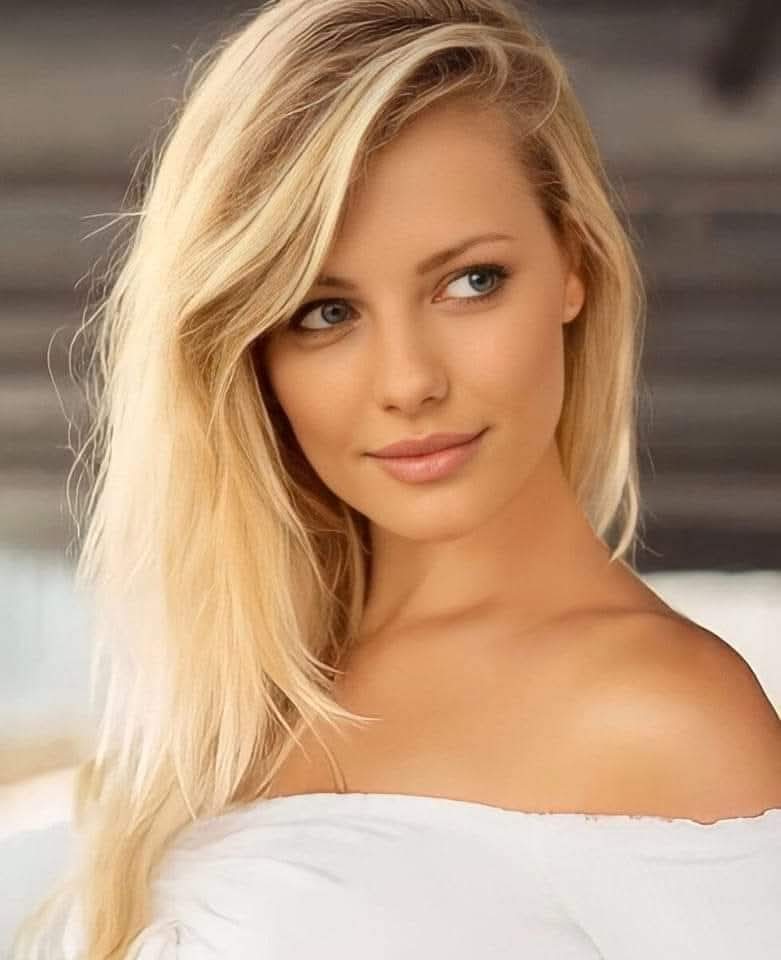 Le parole si sentono,
i silenzi si ascoltano.

Massimo Lo Pilato 🌹