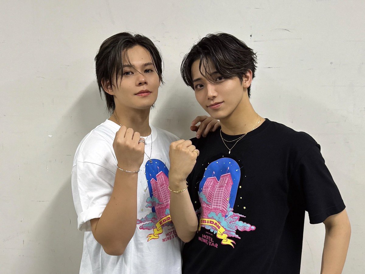 カイくんがTHORIELのアクセサリーをフル装備で付けてくれました💍✨
おそろっち嬉しいです☺️

#EBiDANTHELIVE2025
#エビライ