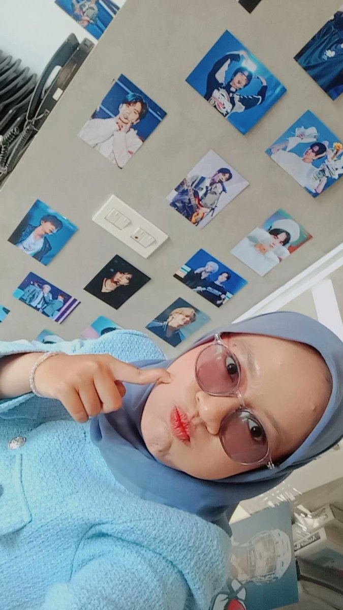_b1iiii's tweet photo. Terimakasih untuk Acaranya @dearbbangdal 
✧༺🩷🩵༻✧ https://t.co/nlfqxM3Sn5