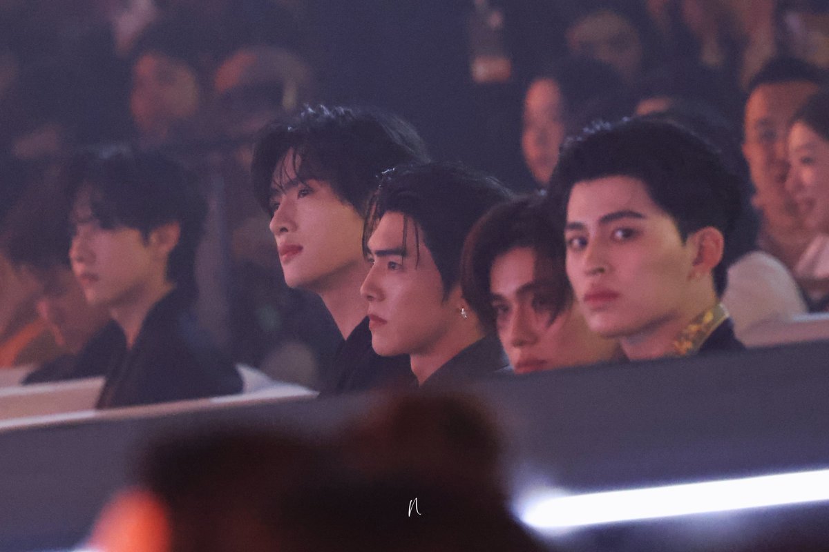 Maruko_ni's tweet photo. OMG 🤩

PONDPHUWIN WEIBO CULTURAL

#WeiboGala2025xPondPhuwin 
#ppnaravit #phuwintang 
#ZhanXuan #LiuXuanCheng https://t.co/1F8OfbfEpg