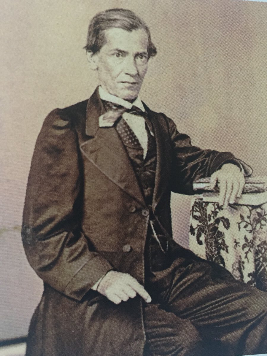 #UnDiaComoHoy de 1859 el Presidente de la República, Benito Juárez, designa al Saltillense Juan Antonio de la Fuente, Ministro de Relaciones Exteriores, cargo que ocupa por quinta ocasión. 
Se opondría a las pretensiones de los Estados Unidos que más tarde se incluirían en el